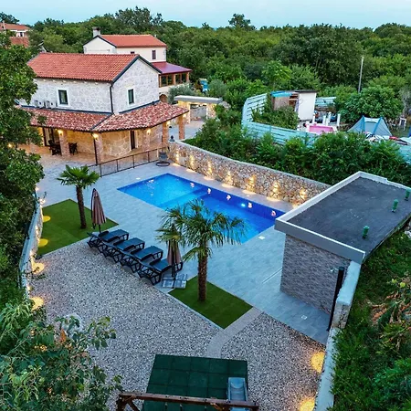 Villa Old Stone *